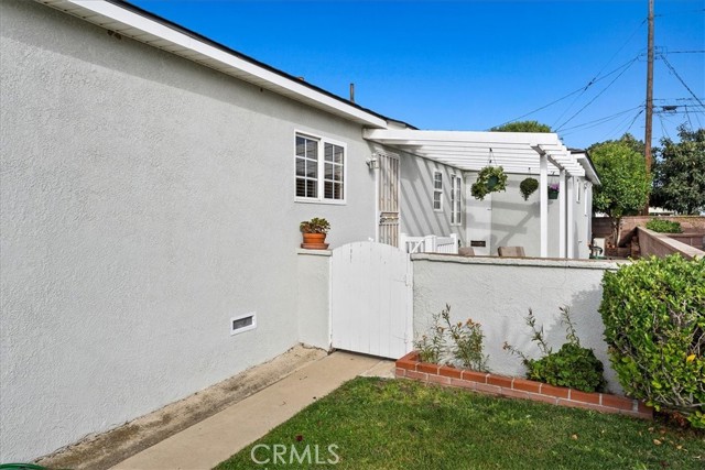 1601 18th Street, Manhattan Beach, California 90266, 3 Bedrooms Bedrooms, ,1 BathroomBathrooms,Residential,Sold,18th,SB21241206