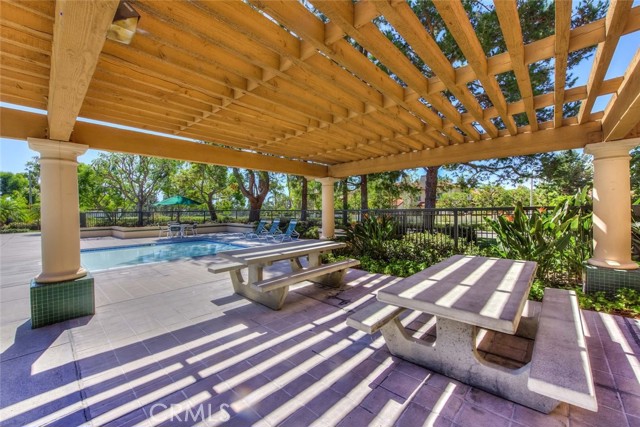 Detail Gallery Image 27 of 32 For 120 Gallery Way, Tustin,  CA 92782 - 3 Beds | 2/1 Baths