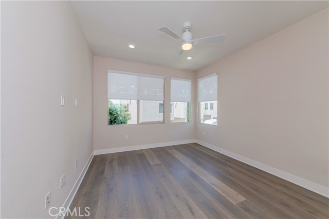 195 Stellar, Irvine CA: https://media.crmls.org/medias/d30d3b0b-0c4e-415c-88c3-19a9bf8bd719.jpg
