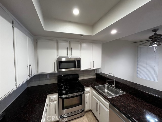 16960 Algonquin Street, Huntington Beach CA: https://media.crmls.org/medias/d30d6237-b3b6-4652-a666-1be6ccc06636.jpg