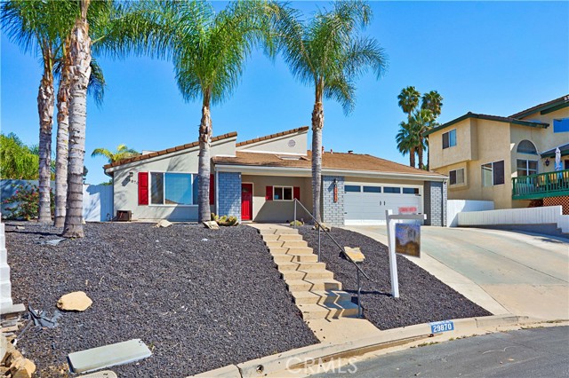 Detail Gallery Image 5 of 56 For 29870 White Sail, Canyon Lake,  CA 92587 - 4 Beds | 2 Baths