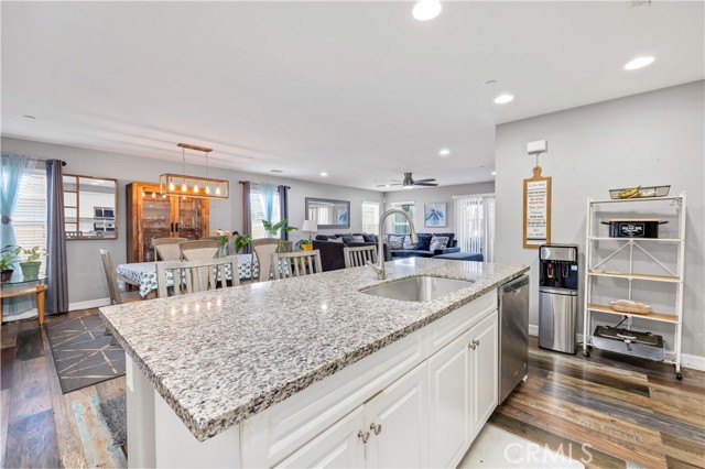 Detail Gallery Image 11 of 40 For 3319 Appalachian, Perris,  CA 92570 - 4 Beds | 2 Baths