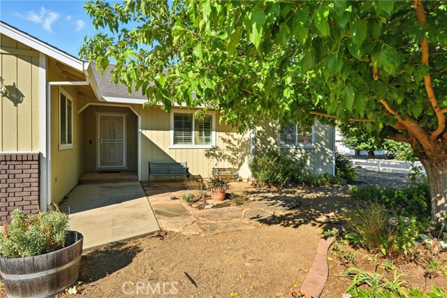 Detail Gallery Image 7 of 22 For 18642 Spyglass Rd, Hidden Valley Lake,  CA 95467 - 3 Beds | 2 Baths