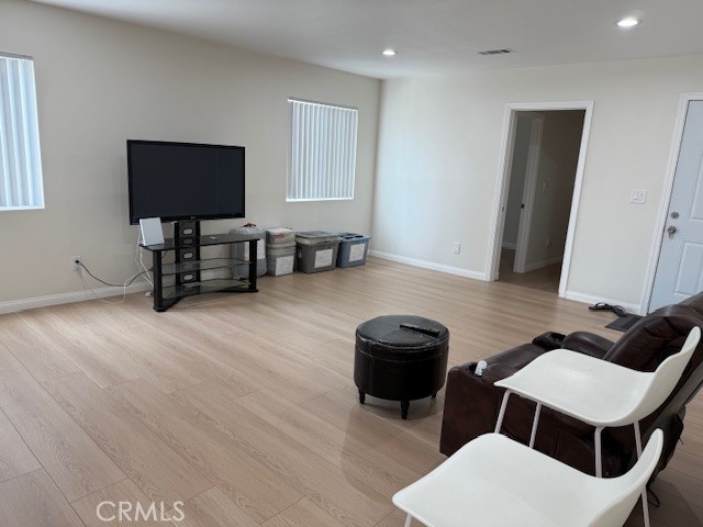 property-img