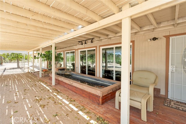 Detail Gallery Image 8 of 75 For 12660 Ivanhoe Rd, Lucerne Valley,  CA 92356 - 12 Beds | 12 Baths