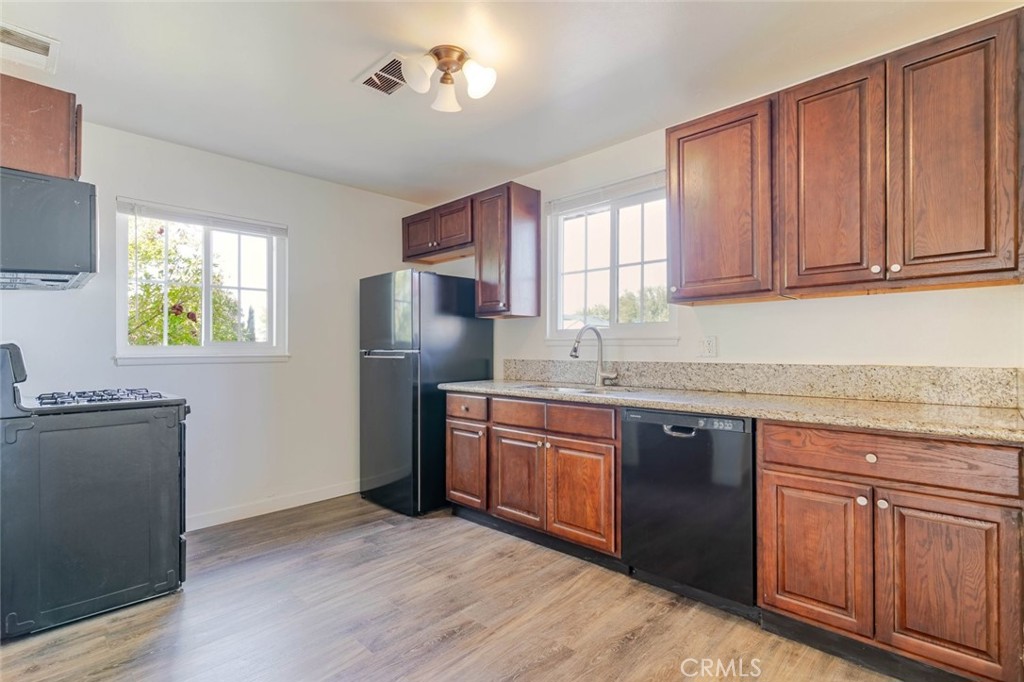 MLS #SR25264553 image #12