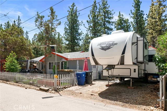 Detail Gallery Image 28 of 28 For 2074 5th Ln, Big Bear City,  CA 92314 - 3 Beds | 2 Baths