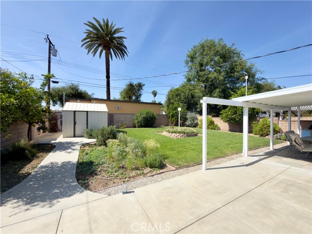 Detail Gallery Image 3 of 27 For 4917 Burnaby Dr, Covina,  CA 91724 - 3 Beds | 2 Baths