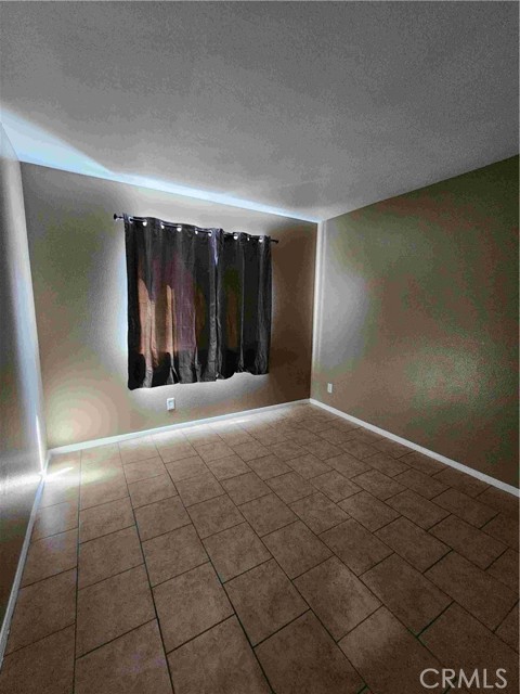 Detail Gallery Image 9 of 29 For 40162 Ravenwood Dr, Murrieta,  CA 92562 - 3 Beds | 2 Baths