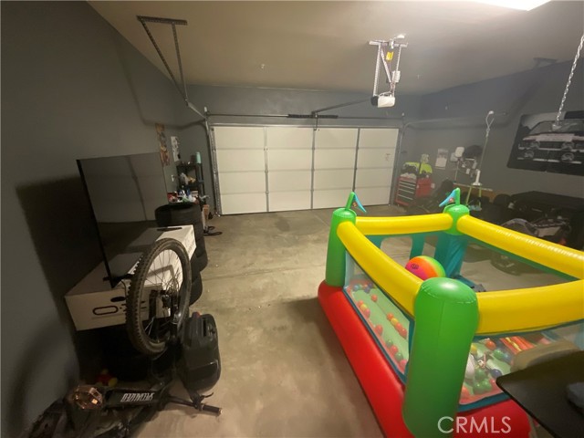 2884 Winter Park, Jurupa Valley CA: https://media.crmls.org/medias/d314ab6a-84a7-4f4e-9e07-10f947d6f9e1.jpg