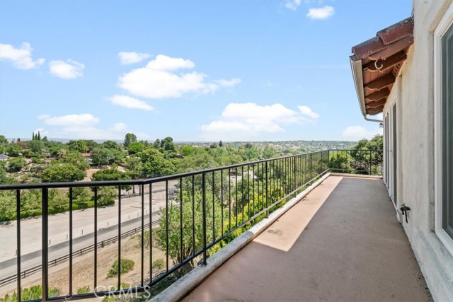 2322 Almond Springs Drive, Paso Robles CA: https://media.crmls.org/medias/d314e84a-c026-4390-9f68-5f02b872dd9e.jpg