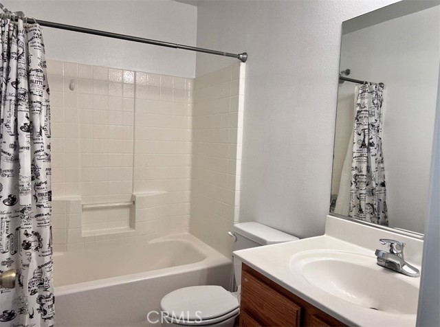 Detail Gallery Image 11 of 20 For 1893 Taormina Ct, Riverside,  CA 92507 - 3 Beds | 2/1 Baths