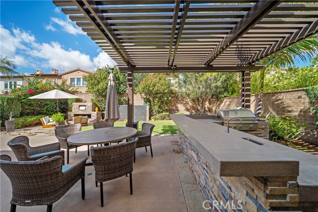 Detail Gallery Image 41 of 46 For 9 Spanish Moss, Irvine,  CA 92602 - 6 Beds | 5 Baths