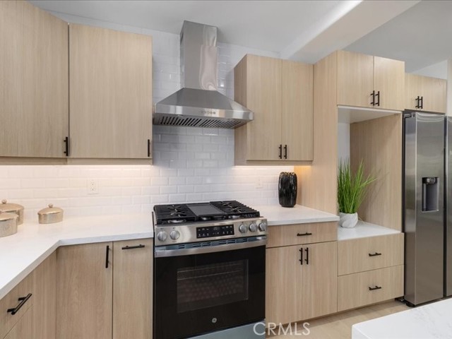 4609 Highgrove Avenue, Torrance CA: https://media.crmls.org/medias/d3157e11-17af-4bcc-8bb3-890396375750.jpg