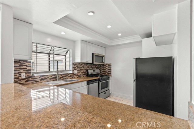 14715 Saticoy Street, Van Nuys CA: https://media.crmls.org/medias/d3177f69-7da5-470b-a889-2f1bf3ce7a63.jpg
