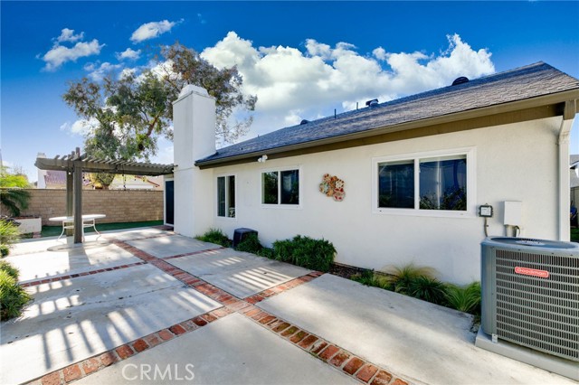 Detail Gallery Image 5 of 33 For 2 Mccormick, Irvine,  CA 92620 - 4 Beds | 2 Baths