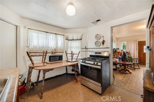 Detail Gallery Image 31 of 33 For 6723 Miles, Huntington Park,  CA 90255 - 3 Beds | 2 Baths