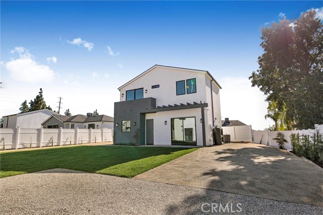 13457 Bradley Avenue, Sylmar CA: https://media.crmls.org/medias/d31846eb-88ed-4f5a-ad48-0350426c46e5.jpg