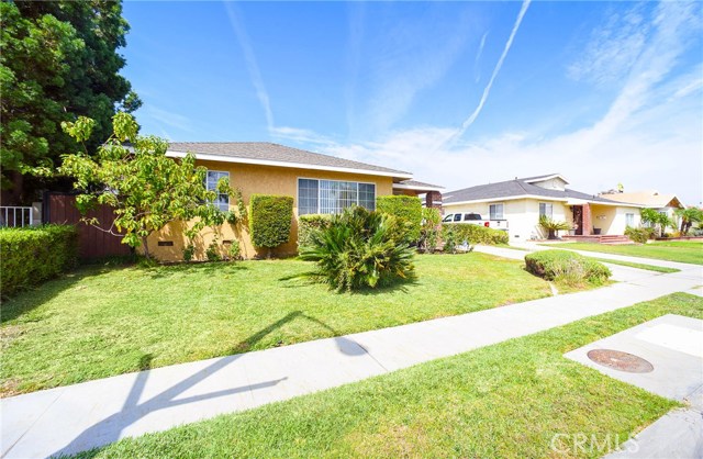 12927 Barlin Ave, Downey, CA 90242