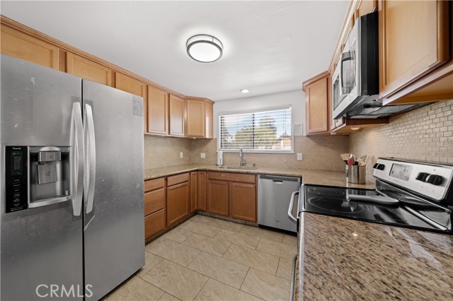 Detail Gallery Image 9 of 23 For 7013 Natchitoches, Bakersfield,  CA 93309 - 3 Beds | 2 Baths