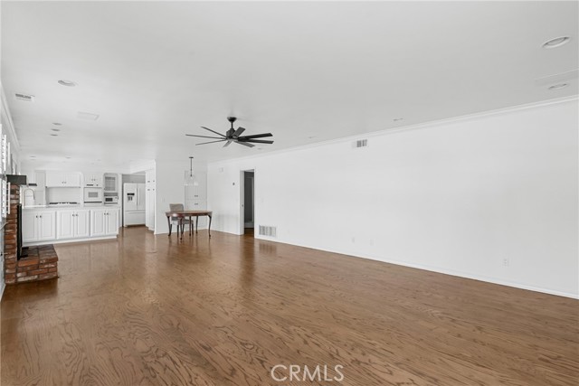 4565 Lamplighter Lane, Santa Maria CA: https://media.crmls.org/medias/d31ab641-316e-4f37-aa30-f92f09737607.jpg
