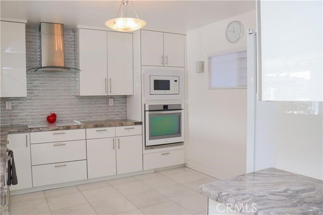 Detail Gallery Image 9 of 14 For 3726 Montego, Huntington Beach,  CA 92649 - 4 Beds | 3 Baths