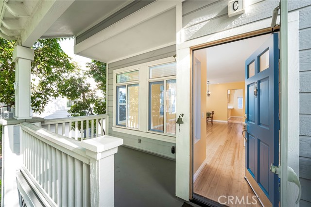 Detail Gallery Image 3 of 31 For 537 N Pageant Dr #C,  Orange,  CA 92869 - 3 Beds | 2/1 Baths