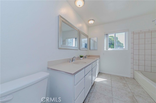 Detail Gallery Image 20 of 37 For 2401 El Portal Way, Oxnard,  CA 93035 - 4 Beds | 2/1 Baths