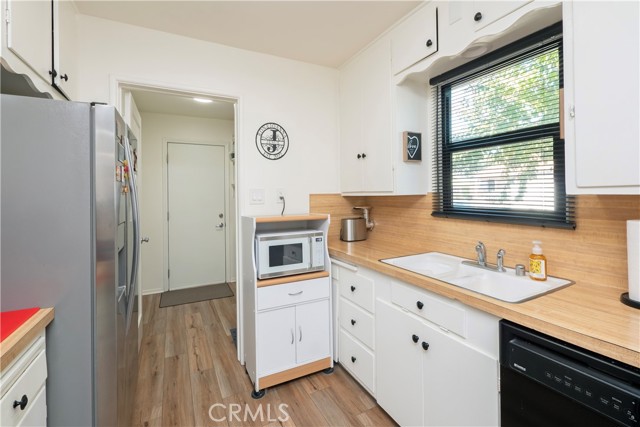 Detail Gallery Image 18 of 57 For 691 N 3rd Ave, Upland,  CA 91786 - 2 Beds | 1/1 Baths