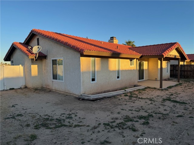 Detail Gallery Image 2 of 75 For 10333 Tamarisk Ave, Hesperia,  CA 92345 - 3 Beds | 2 Baths