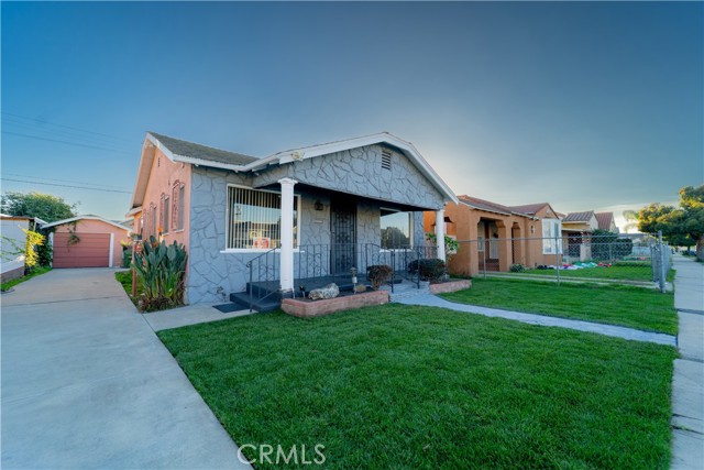 Detail Gallery Image 26 of 39 For 1706 W 65th Pl, Los Angeles,  CA 90047 - 3 Beds | 1 Baths