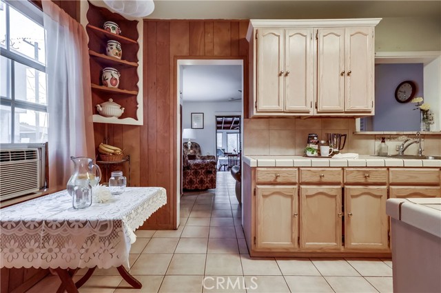 Detail Gallery Image 5 of 18 For 10441 W Zamora, Los Angeles,  CA 90002 - 3 Beds | 1 Baths