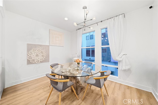 Detail Gallery Image 12 of 31 For 657 Wedge, Costa Mesa,  CA 92627 - 3 Beds | 2/2 Baths