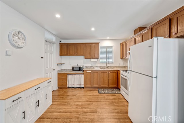 Detail Gallery Image 5 of 33 For 1134 Villa Calimesa #77,  Calimesa,  CA 92320 - 3 Beds | 2 Baths