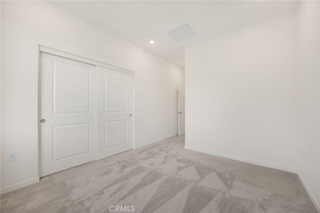 MLS #OC25275494 image #25