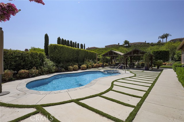 Detail Gallery Image 29 of 30 For 12697 Twin Peak Ct, Riverside,  CA 92503 - 4 Beds | 3 Baths