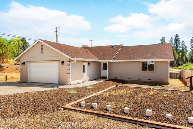 Detail Gallery Image 5 of 37 For 1720 Timber Walk Way, Paradise,  CA 95969 - 2 Beds | 2 Baths