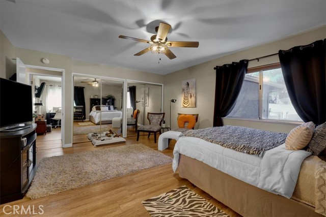 33230 Hollister, Lake Elsinore CA: https://media.crmls.org/medias/d31f2f74-0168-4a3c-8f5a-c1d389e19a70.jpg