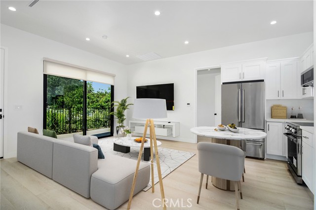 Detail Gallery Image 35 of 47 For 10947 Lurline Ave, Chatsworth,  CA 91311 - 5 Beds | 4 Baths