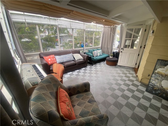 Detail Gallery Image 15 of 35 For 274 3 Diamond St, Laguna Beach,  CA 92651 - 3 Beds | 2/1 Baths