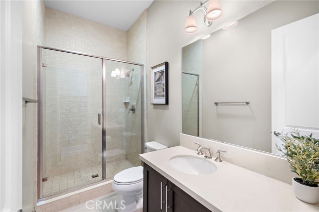 42 Castellana, Lake Forest CA: https://media.crmls.org/medias/d31f8bfe-77a9-41ab-b6b1-0df745a120a8.jpg