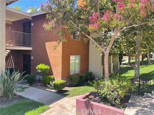 Detail Gallery Image 1 of 11 For 1025 N Tippecanoe Ave #115,  San Bernardino,  CA 92410 - 2 Beds | 2 Baths