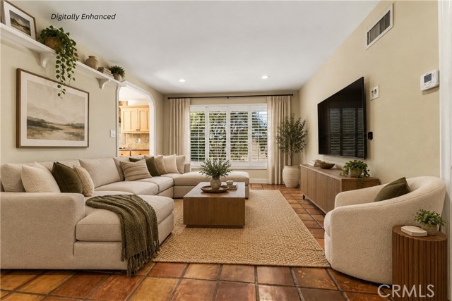 15444 Marilla Street photo 8