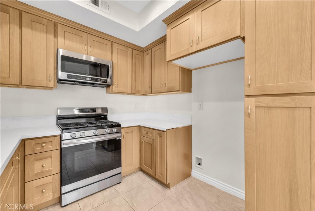 MLS #PW25278735 image #10