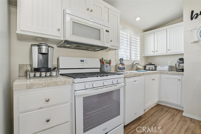 Detail Gallery Image 13 of 27 For 500 Atascadero Rd Spc C9, Morro Bay,  CA 93442 - 2 Beds | 2 Baths