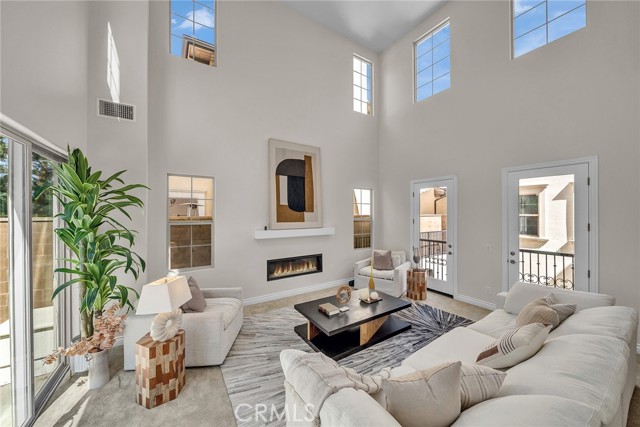 Detail Gallery Image 3 of 70 For 60 Sherwood, Irvine,  CA 92620 - 5 Beds | 6/1 Baths