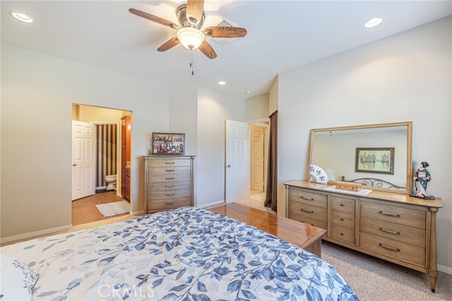 Image 47 of 72 For 2534 Desert Rose Drive