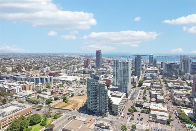 1080 Park Boulevard, San Diego, California 92101, 1 Bedroom Bedrooms, ,1 BathroomBathrooms,Residential,For Sale,Park Boulevard,IV24129876