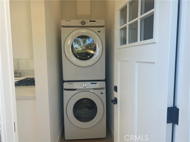 Detail Gallery Image 13 of 15 For 11052 Emelita St., North Hollywood,  CA 91601 - 1 Beds | 1 Baths