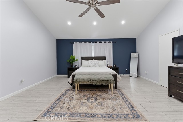 Detail Gallery Image 22 of 44 For 8901 Serapis #24,  Downey,  CA 90240 - 3 Beds | 3 Baths